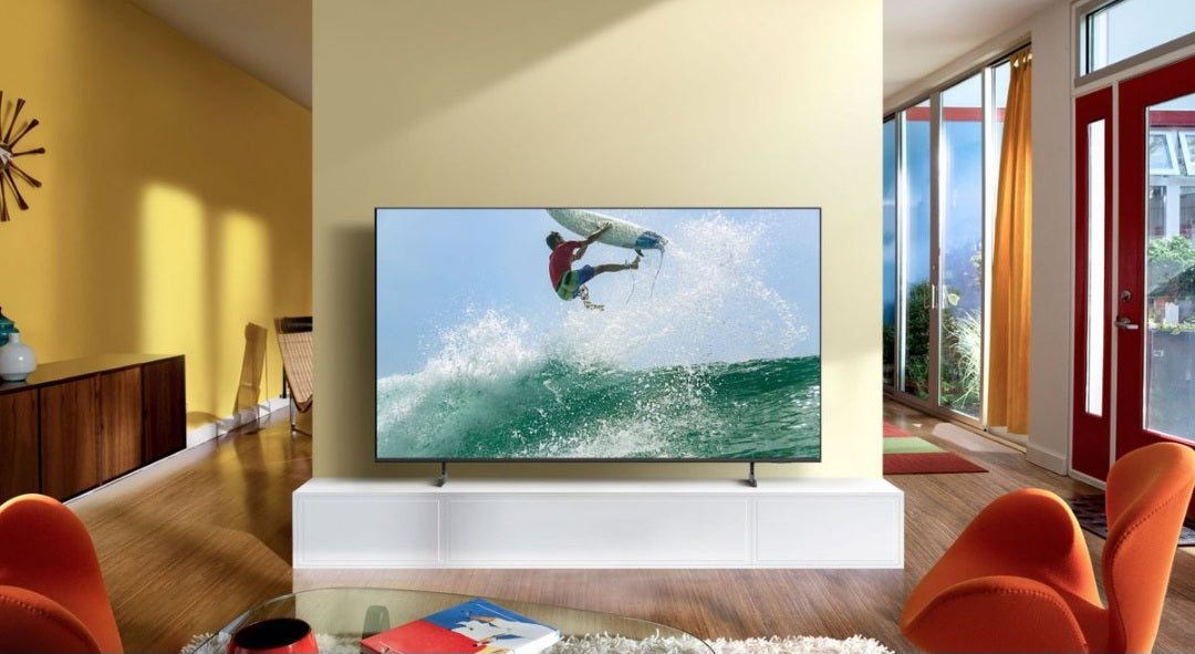 Samsung 70" DU7000 4K UHD Smart TV with 4K Upscaling